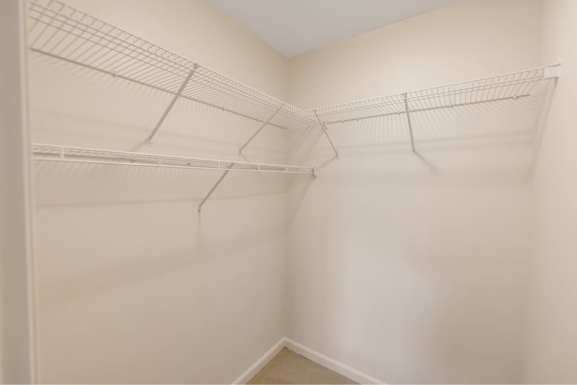 Closet in Springhouse apartment